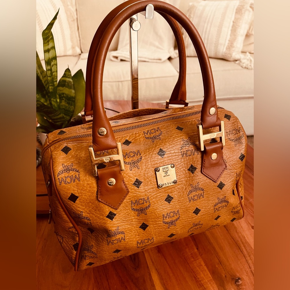 Authentic MCM cognac Boston bag - Picture 1 of 12